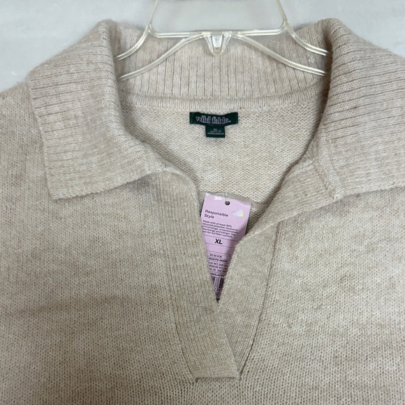 Wild Fable Beige V-Neck Sweater - Picture 8 of 8